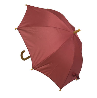 Plastikowy, zakrzywiony uchwyt Kompaktowy parasol z poliestru 190T dla dzieci 16 '' * 8K