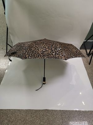 Parasol składany z latarką LED Automatyczny parasol z uchwytem latarki LED